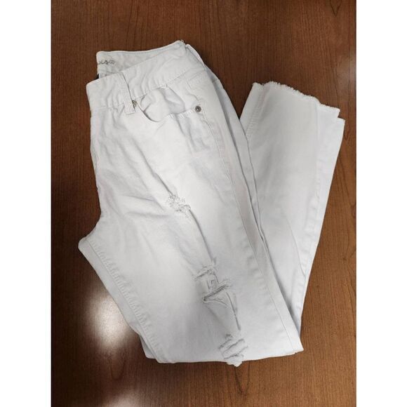 Ariya 13/14 White denim jeans. Measures approx 30 waist 28 inseam and 9 rise - Picture 7 of 8